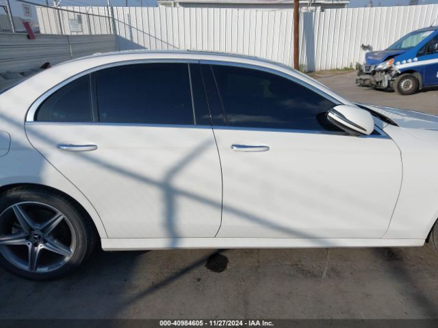 WDDZF4JBXJA350590 Mercedes-Benz E 300