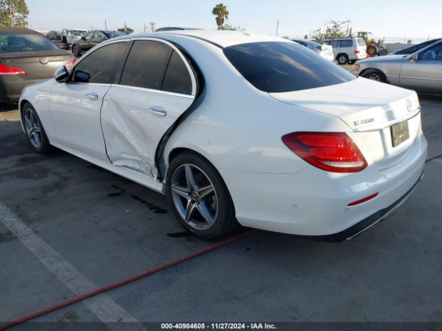 WDDZF4JBXJA350590 Mercedes-Benz E 300