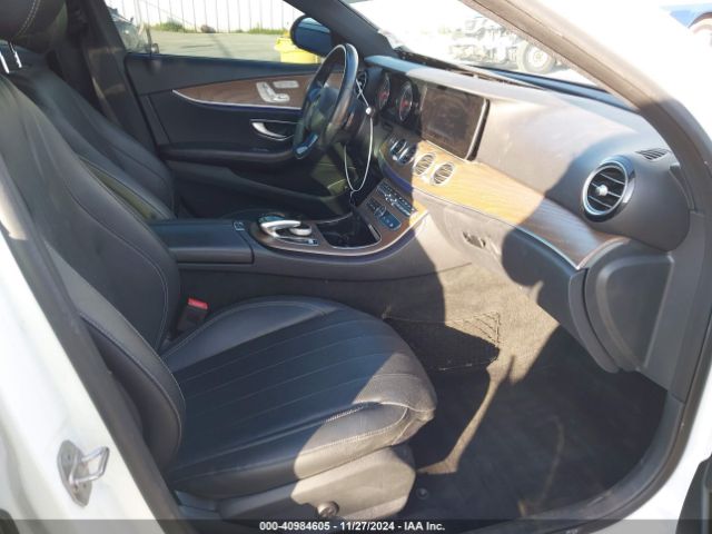 WDDZF4JBXJA350590 Mercedes-Benz E 300