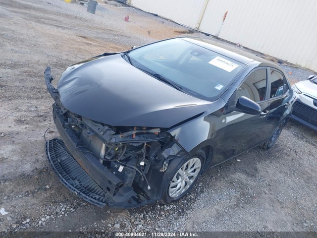 Toyota COROLLA LE 2019 2T1BURHE0KC170529 Image 2