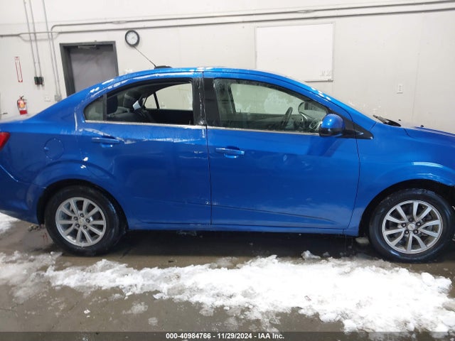 1G1JD5SB9L4142311 Chevrolet Sonic Fwd  Lt