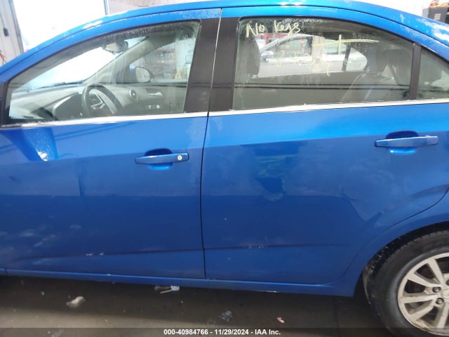 1G1JD5SB9L4142311 Chevrolet Sonic Fwd  Lt