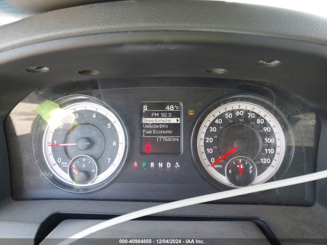 1C6RR6GT2ES395978 RAM 1500 Slt