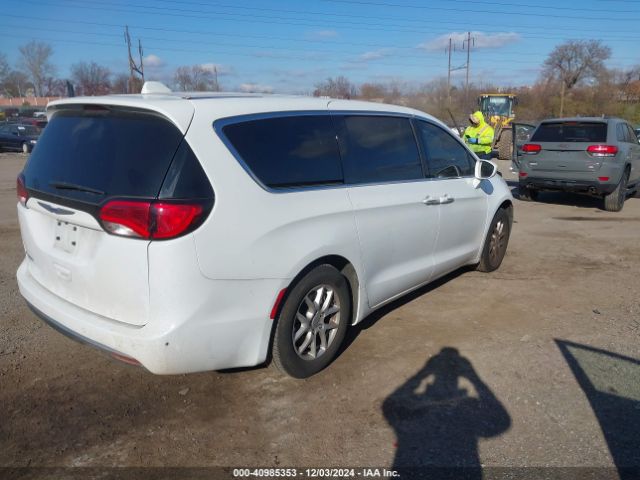 2C4RC1FG2LR181718 Chrysler Pacifica Touring