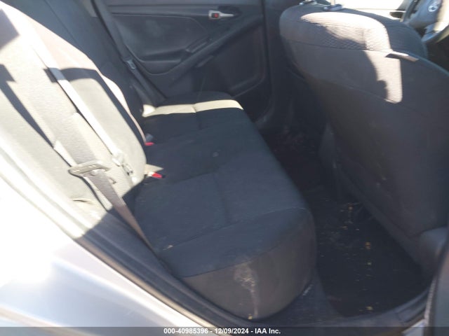 40985396 :رقم المزاد ، 2T1KU40EX9C184012 vin ، 2009 Toyota Matrix مزاد بيع
