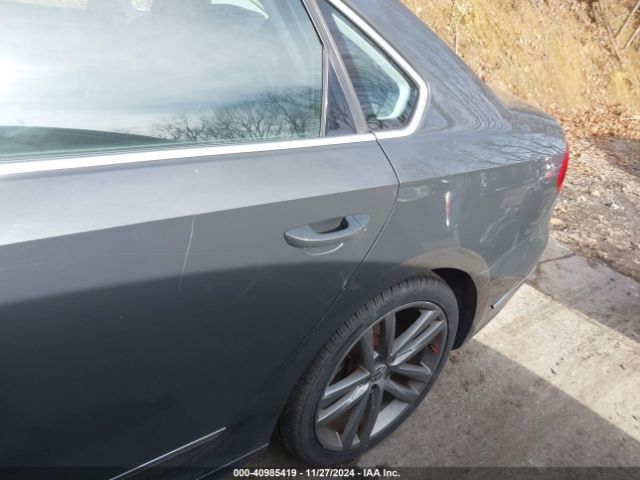 1VWAT7A34GC034347 Volkswagen Passat 1.8t R-line