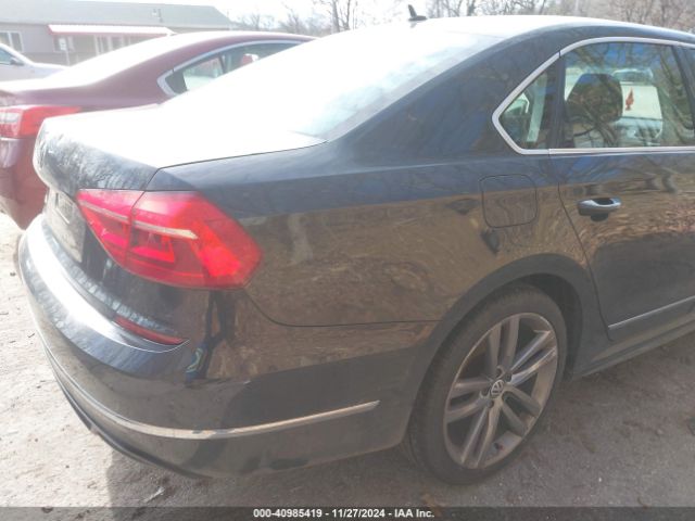 1VWAT7A34GC034347 Volkswagen Passat 1.8t R-line