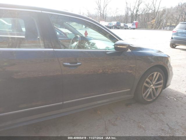 1VWAT7A34GC034347 Volkswagen Passat 1.8t R-line