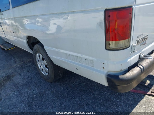 Ford E-250 Commercial 2014 1FTNS2EW2EDA12269 Image 17