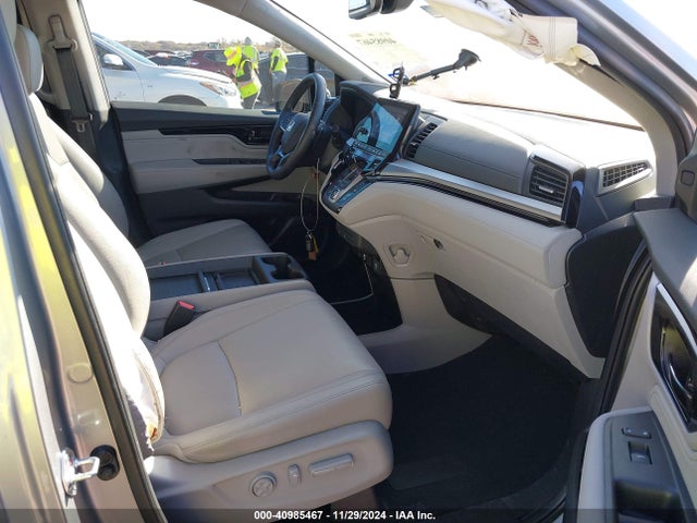 Honda Odyssey Touring 2023 5FNRL6H87PB080081 Image 5