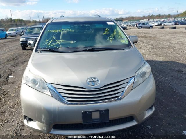 5TDKK3DC5FS593921 Toyota Sienna Le 7 Passenger