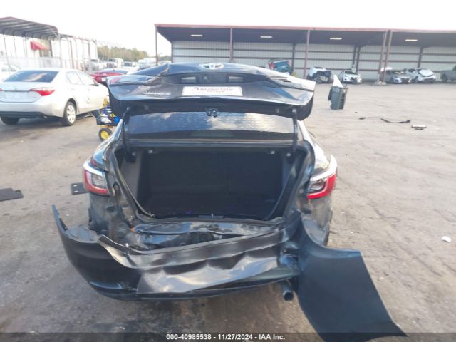 3MYDLBYV1KY523221 Toyota YARIS L