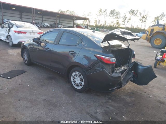 3MYDLBYV1KY523221 Toyota YARIS L