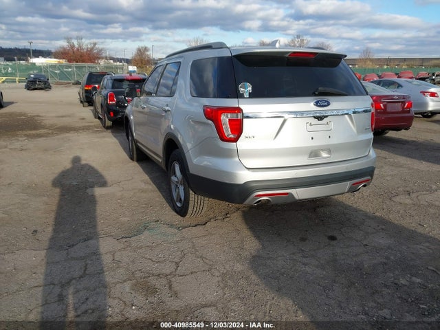 Ford EXPLORER XLT 2017 1FM5K8D8XHGA92389 Image 3