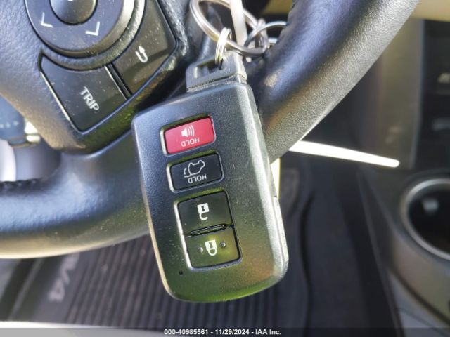 JTMRJREV1GD015459 Toyota Rav4 Hybrid Xle