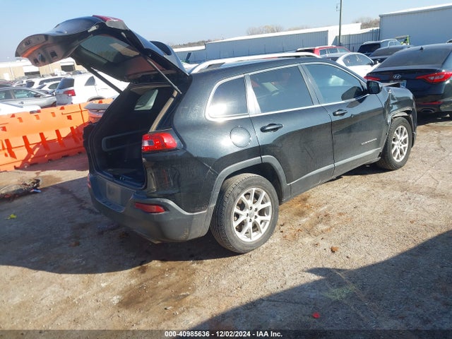Jeep Cherokee Latitude 2015 1C4PJLCS2FW532026 Image 4