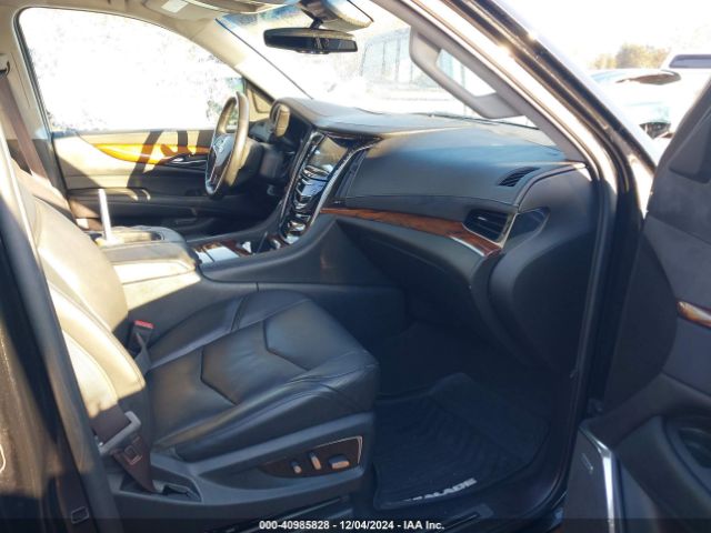 1GYS3BKJ7GR372839 Cadillac Escalade Luxury Collection