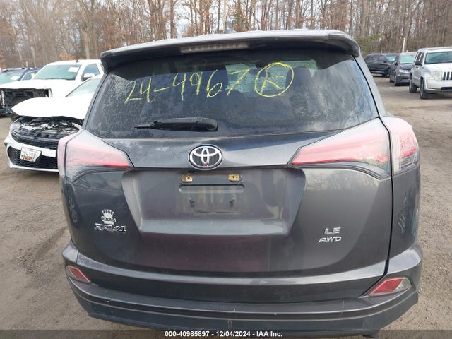 Toyota RAV4 LE 2018 JTMBFREV7JJ243011 Image 16