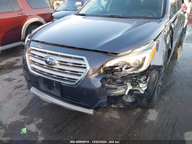 Subaru Outback 2.5i Limited 2015 4S4BSALC8F3283586 Image 18