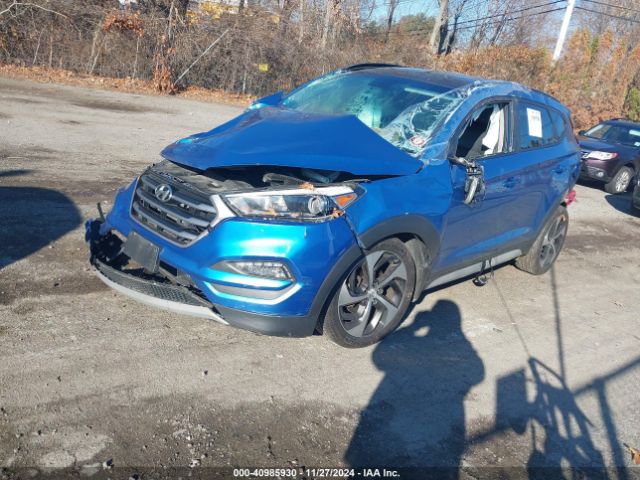 KM8J3CA24HU555613 Hyundai Tucson Value