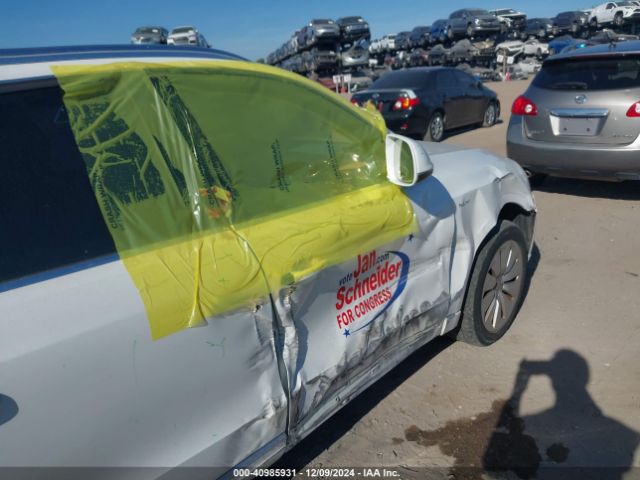2013 AUDI Q5 HYBRID WA1C8AFP5DA002076 Photo 5