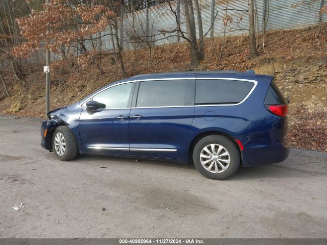 2C4RC1BG8HR823792 Chrysler Pacifica Touring-l