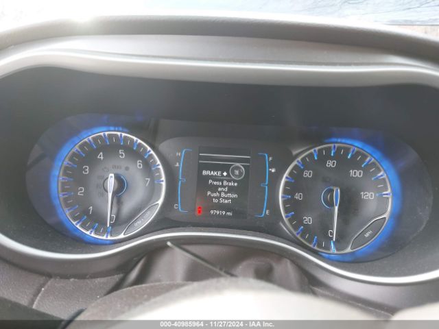 2C4RC1BG8HR823792 Chrysler Pacifica Touring-l