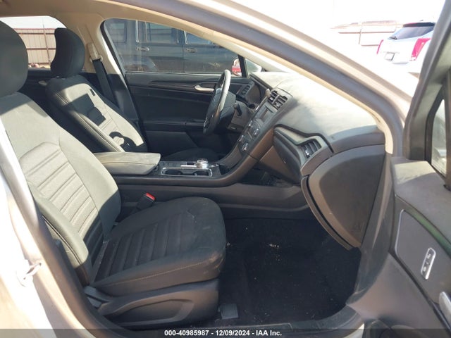 3FA6P0G71JR260195 Ford FUSION S