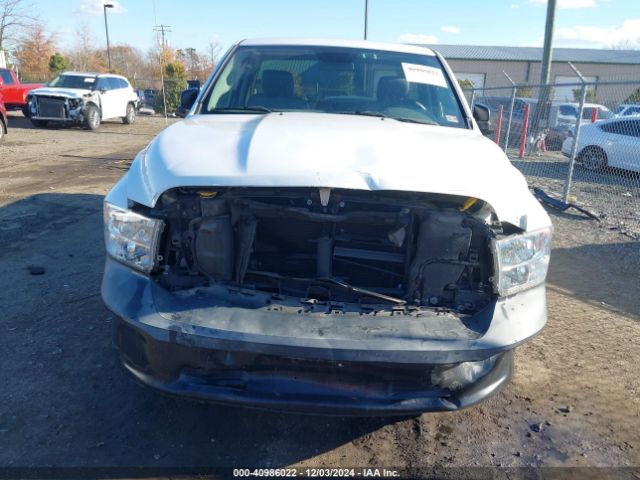 3C6JR6AGXHG642376 RAM 1500 Tradesman  4x2 6'4 Box