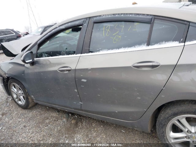 Chevrolet Cruze Lt Auto 2018 1G1BE5SM2J7183975 Image 13