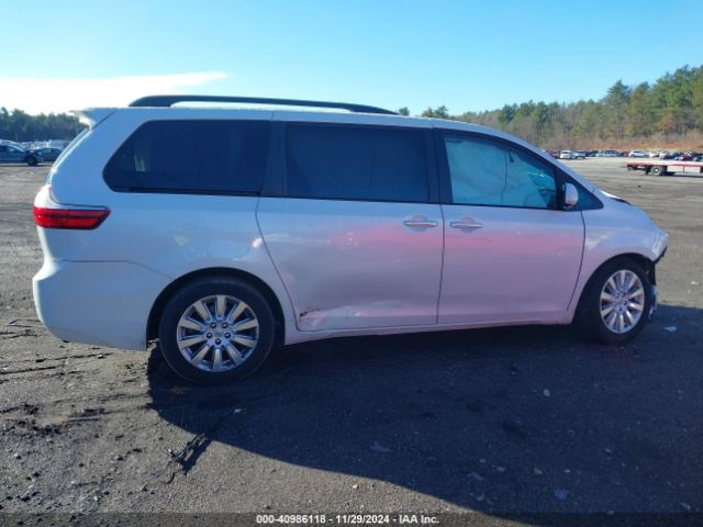 5TDDK3DC9FS124310 Toyota Sienna Xle/limited