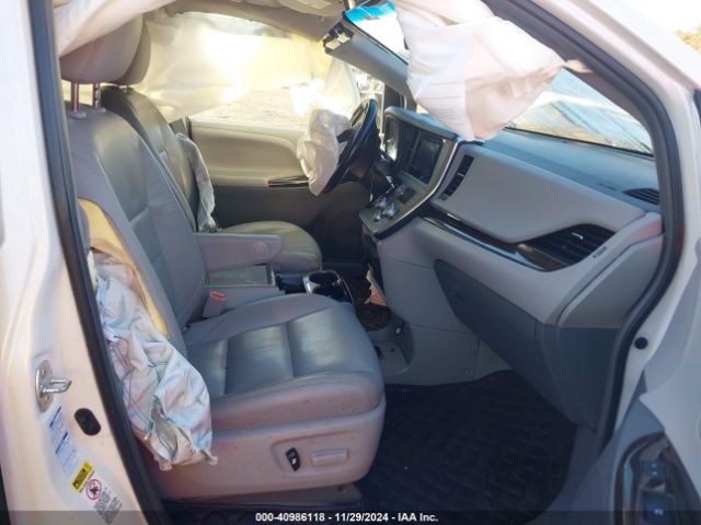 5TDDK3DC9FS124310 Toyota Sienna Xle/limited