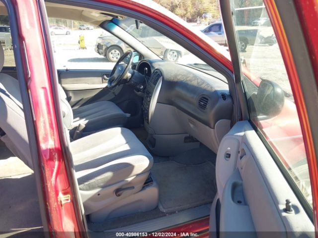 2005 CHRYSLER TOWN & COUNTRY 2C8GP54L65R122305 Photo 4