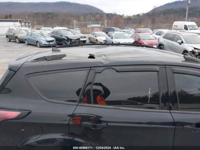 1FMCU9GD0JUA51048 Ford ESCAPE SE