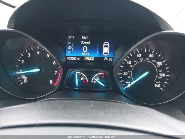 1FMCU9GD0JUA51048 Ford ESCAPE SE
