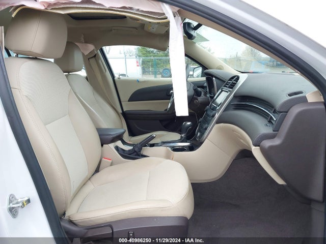 Chevrolet MALIBU 1LT 2015 1G11C5SL8FF223398 Image 5