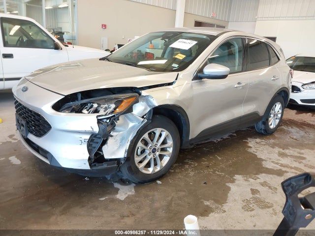 Ford ESCAPE SE 2020 1FMCU0G66LUB03654 Image 2