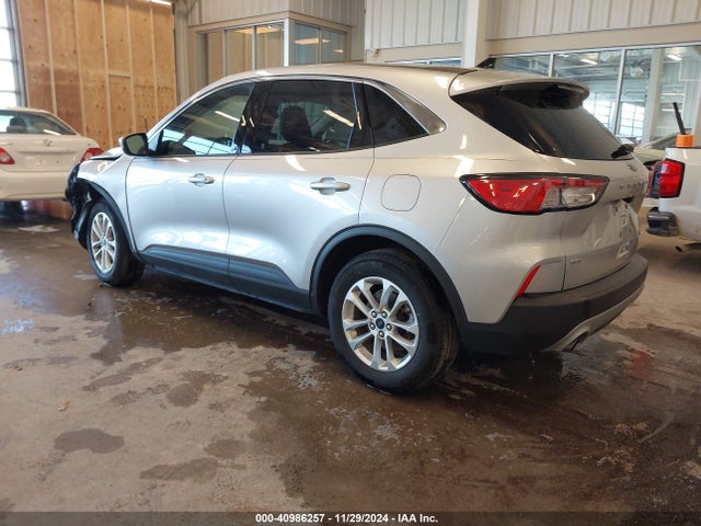 Ford ESCAPE SE 2020 1FMCU0G66LUB03654 Image 3