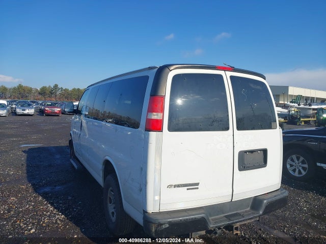 Chevrolet Express 2500 Ls 2015 1GAWGPFG2F1279417 Image 3