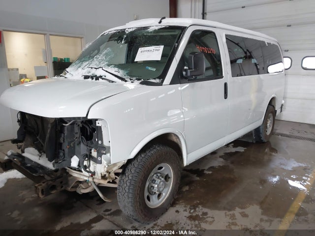 Chevrolet Express 3500 Lt 2017 1GAZGMFG9H1190023 Image 2
