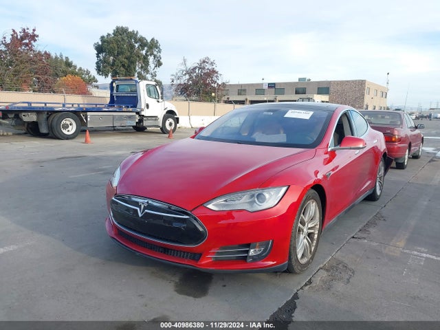 2013 TESLA MODEL S 5YJSA1CG8DFP15622 Photo 1