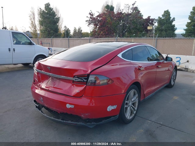 2013 TESLA MODEL S 5YJSA1CG8DFP15622 Photo 3