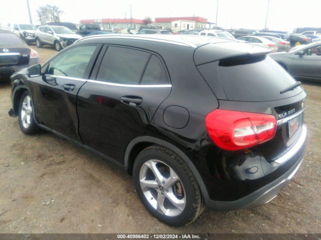 WDCTG4EB0LU025806 Mercedes-Benz GLA 250