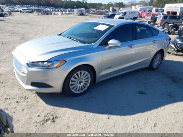 3FA6P0LU8ER182063 Ford Fusion Hybrid Se