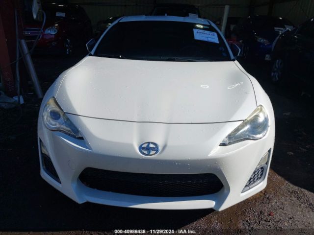 JF1ZNAA17F8713581 Scion FR-S
