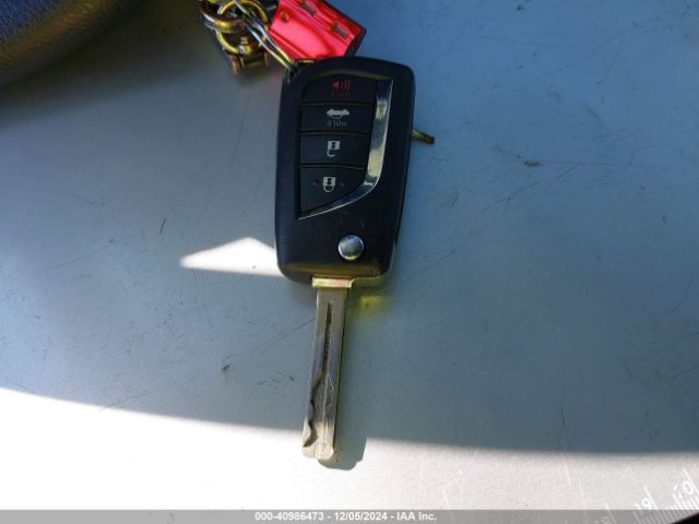 4T1C11AK5LU337840 Toyota CAMRY LE