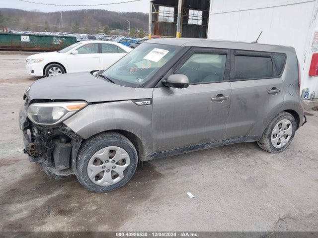 KIA Soul 2015 KNDJN2A27F7208233 Image 2