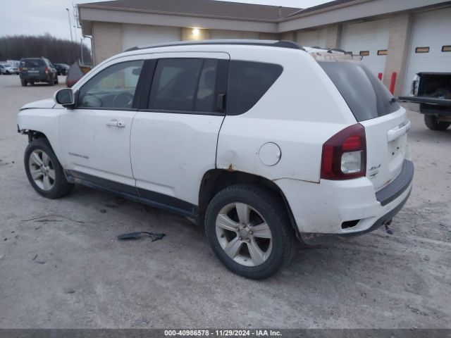 1C4NJDEB0FD225444 Jeep Compass Latitude