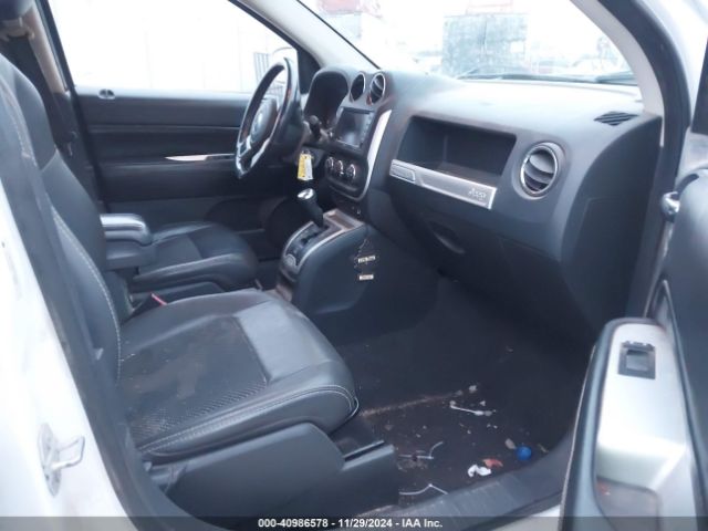 1C4NJDEB0FD225444 Jeep Compass Latitude