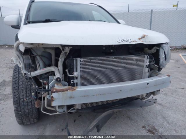 1C4NJDEB0FD225444 Jeep Compass Latitude